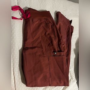 FIGS. Zola scrub pant. Size medium. Mauve.